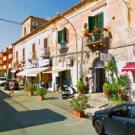 Locazione Turistica Eleonora Vista Mare * トロペーア